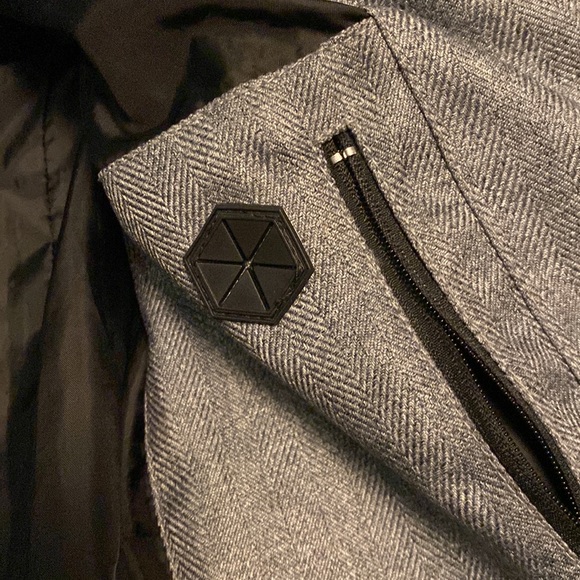 Red X collection Parka - Picture 14 of 14